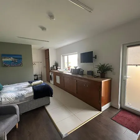 Appletree Apartment